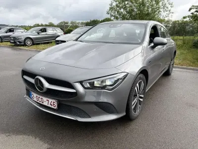 Usado Mercedes CLA250e Shooting Brake 218 CV (160 kW) 2020 Gris Familiar