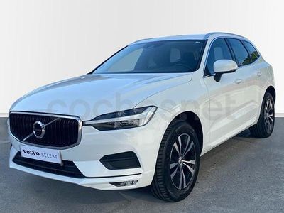 Begagnad Volvo XC60 Momentum 197 HK (144 kW) 2021 Vit SUV