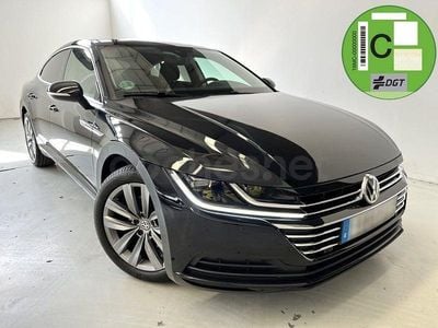 Usado VW Arteon 150 CV (110 kW) 2018 Negro Utilitario
