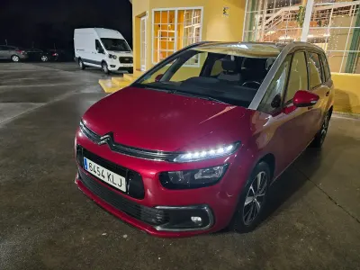 Usado Citroën Spacetourer Feel 150 CV (110 kW) 2017 Rojo Monovolumen