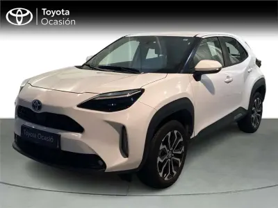 Usado Toyota Yaris Cross Active 116 CV (85 kW) 2023 Blanco SUV