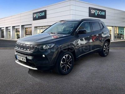 Usado Jeep Compass Limited 190 CV (139 kW) 2023 Gris / plata SUV