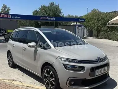 Usado Citroën C4 SpaceTourer Feel 130 CV (95 kW) 2019 Beige Monovolumen