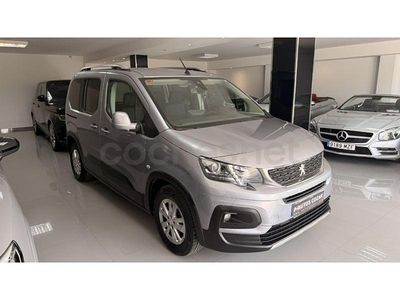 Usado Peugeot Rifter Allure 100 CV (73 kW) 2019 Gris / plata Monovolumen