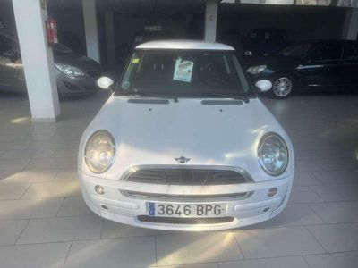 Usado Mini ONE 90 CV (66 kW) 2001 Blanco Utilitario