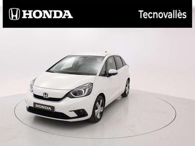 Usado Honda Jazz Executive 109 CV (80 kW) 2023 Gris Utilitario
