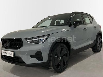 Nuevo Volvo XC40 Ultra 163 CV (119 kW) 2025 Gris / plata SUV