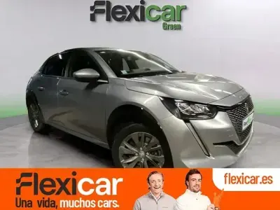 Usado Peugeot e-208 Active 100 kW (136 CV) 2022 Gris Utilitario
