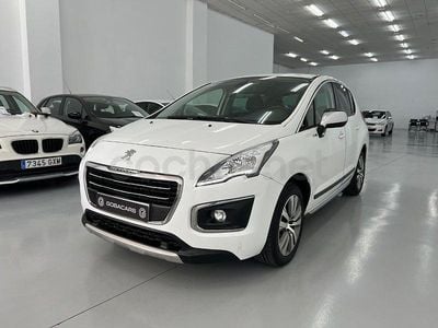 Usado Peugeot 3008 Access 120 CV (88 kW) 2015 Blanco Familiar
