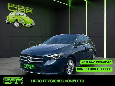 Usado Mercedes B180 116 CV (85 kW) 2020 Gris / plata Utilitario