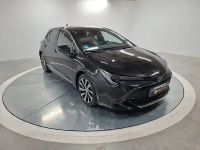 Usado Toyota Corolla Style 122 HP (89 kW) 2023 Preto Sedan
