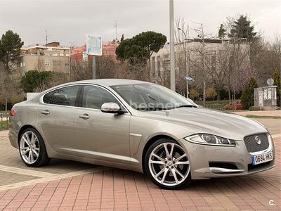 Usado Jaguar XF Luxury 190 CV (139 kW) 2013 Beige Berlina