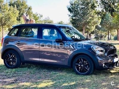 Begagnad Mini Cooper S Countryman 184 HK (135 kW) 2011 Brun SUV