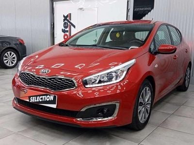 Usado Kia Ceed 99 CV (72 kW) 2018 Rojo Utilitario