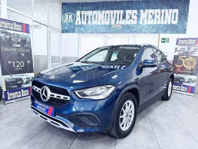 Usado Mercedes GLA200 150 CV (110 kW) 2022 Azul SUV