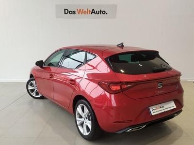 Rojo Usado 2025 Seat Leon FR | 21.900 € (Precio justo)