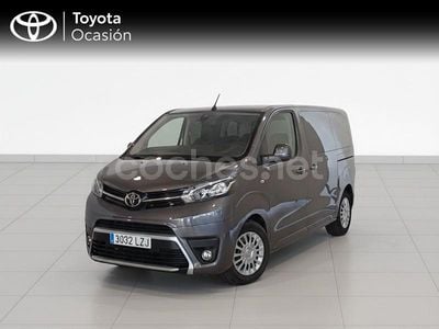 Usado Toyota Proace Verso Plus 145 CV (106 kW) 2022 Gris / plata Familiar