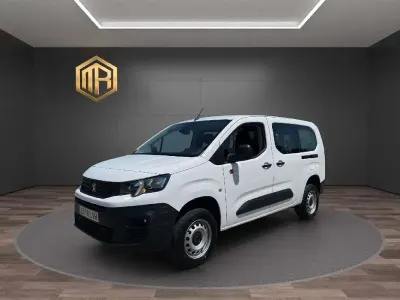 Usado Peugeot Partner 131 CV (96 kW) 2021 Blanco Monovolumen