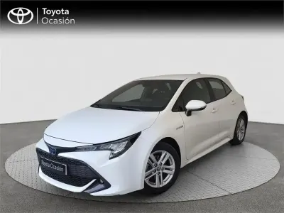 Usado Toyota Corolla Active 122 CV (89 kW) 2021 Blanco Monovolumen