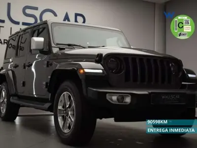 Usado Jeep Wrangler Unlimited Sahara 200 CV (147 kW) 2019 Gris SUV
