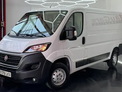 Usado Fiat Ducato 136 CV (100 kW) 2020 Blanco Van