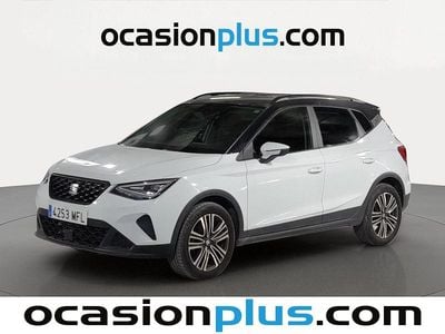 Usado Seat Arona Style 110 CV (80 kW) 2023 Blanco SUV