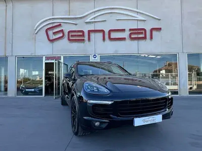 Usado Porsche Cayenne Diesel Platinum Edition 262 CV (192 kW) 2017 Negro SUV