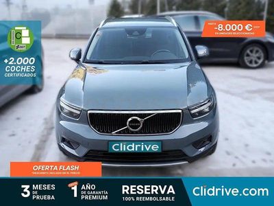 Usado Volvo XC40 Momentum 163 CV (119 kW) 2021 Gris / plata SUV