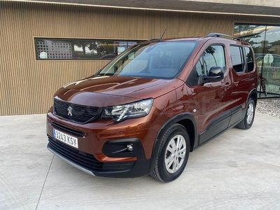 Usado Peugeot Rifter GT-line 130 CV (95 kW) 2019 Marrón Monovolumen