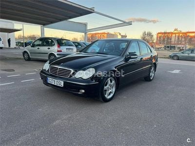 Azul Usado 2005 Mercedes C220 Avantgarde Berlina | 4000 € (Precio justo)