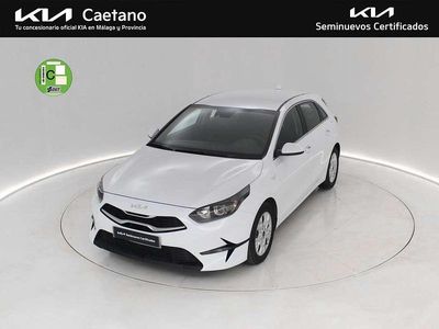 Usado Kia Ceed 101 CV (74 kW) 2022 Blanco Utilitario