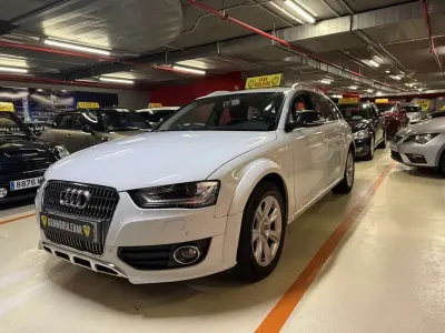 Usado Audi A4 Allroad Ambiente 245 CV (180 kW) 2014 Blanco Familiar