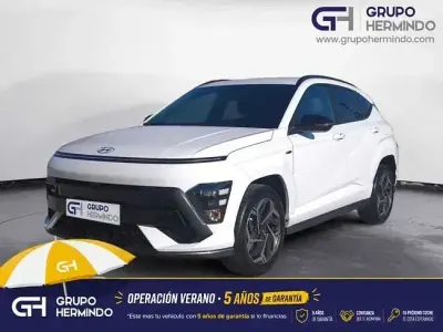 Usado Hyundai Kona N Line 120 CV (88 kW) 2024 Blanco SUV