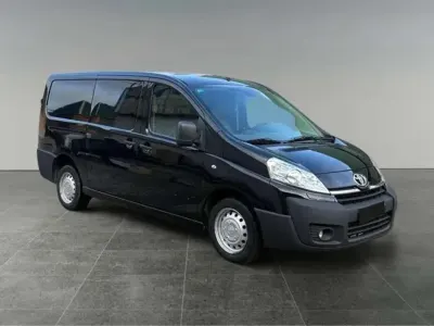 Usado Toyota Proace Active 128 CV (94 kW) 2014 Negro Monovolumen