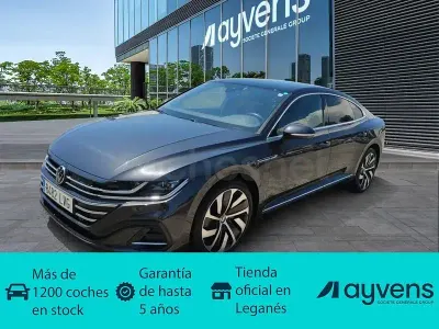 Usado VW Arteon R-line 218 CV (160 kW) 2021 Gris / plata Berlina