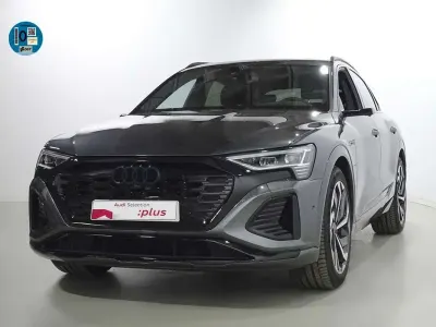 Usado Audi e-tron Sportback S-Line 300 kW (408 CV) 2023 Gris SUV