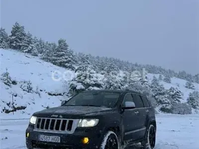 Usado Jeep Grand Cherokee Overland 241 CV (177 kW) 2011 Negro SUV
