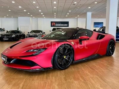 Rojo Usado 2021 Ferrari SF90 Coupe | 495.900 €