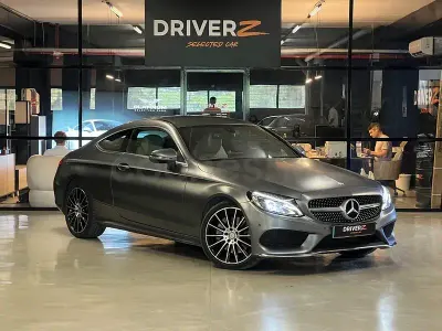 Usado Mercedes 200 AMG line 184 CV (135 kW) 2016 Gris / plata Coupe