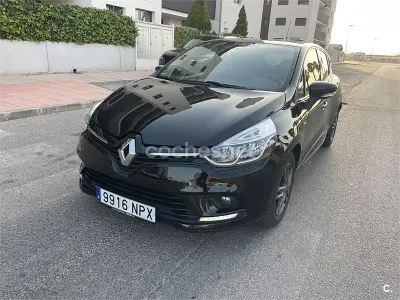 Usado Renault Clio IV LIMITED 90 CV (66 kW) 2019 Negro Berlina