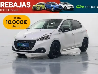 Usado Peugeot 208 GT-line 110 CV (80 kW) 2019 Blanco Utilitario