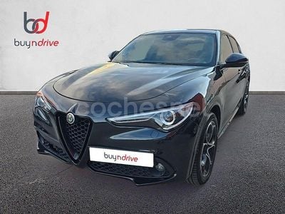 Usado Alfa Romeo Stelvio Veloce 210 CV (154 kW) 2021 Gris / plata SUV