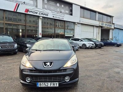 Usado Peugeot 207 CC 110 CV (80 kW) 2007 Negro Descapotable
