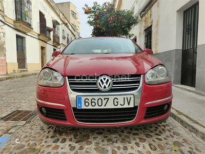 Usado VW Golf V Edition 105 CV (77 kW) 2008 Rojo Familiar