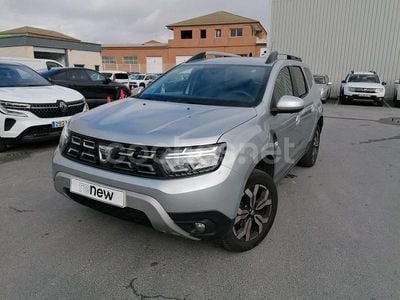 Usado Dacia Duster Prestige 100 CV (73 kW) 2022 Gris / plata SUV