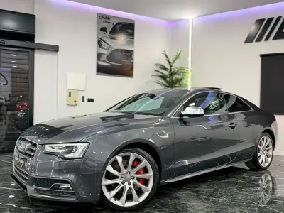 Usado Audi S5 Advanced Plus 333 CV (244 kW) 2016 Gris Coupe