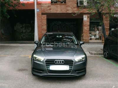 Käytetty Audi A3 Advanced 150 HP (110 kW) 2015 Harmaa Sedan