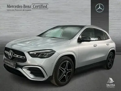 Usado Mercedes GLA200 AMG line 150 CV (110 kW) 2025 Gris SUV