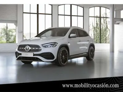 Usado Mercedes GLA250 218 CV (160 kW) 2020 Blanco SUV