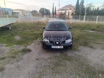 Usado Seat Ibiza 100 CV (73 kW) 2003 Negro Berlina